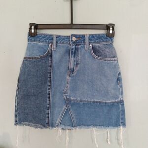 Pacsun Patchwork Denim Jean Mini Skirt size 24 Y2K 2000s Vintage two toned